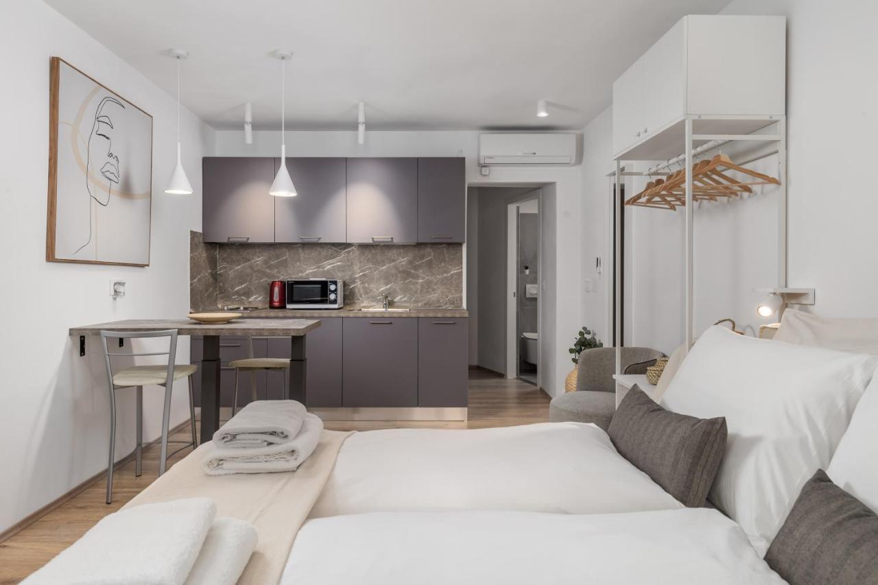 Main Street Apartments 2 Рієка Екстер'єр фото