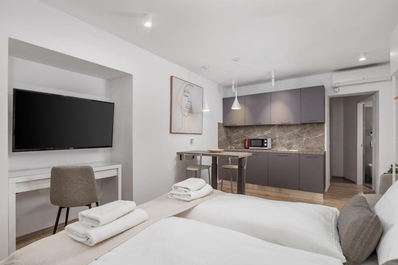 Main Street Apartments 2 Рієка Екстер'єр фото